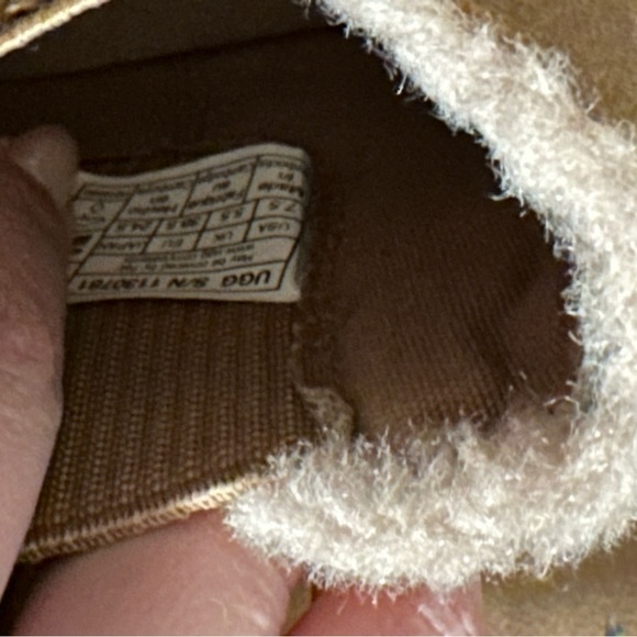 UGG Alameda Chelsea WOMENS 7.5 - Picture 6 of 12